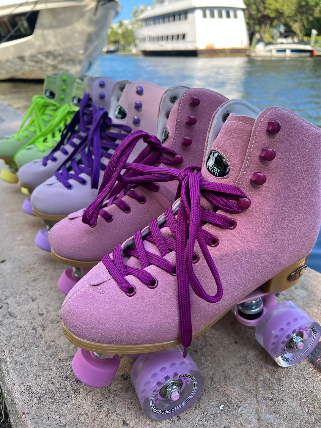 FoxySkates - Get Your Roll On with Foxy Roller Skates 